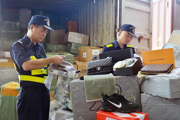 深圳海關(guān)“龍騰行動2019”收官：年查假貨1398.1萬件！