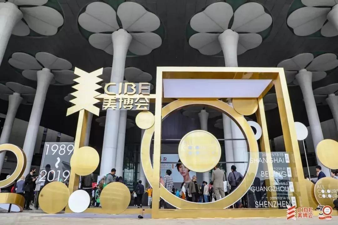 全世界爱美人士有多能买？看了这篇文章你就知道了~