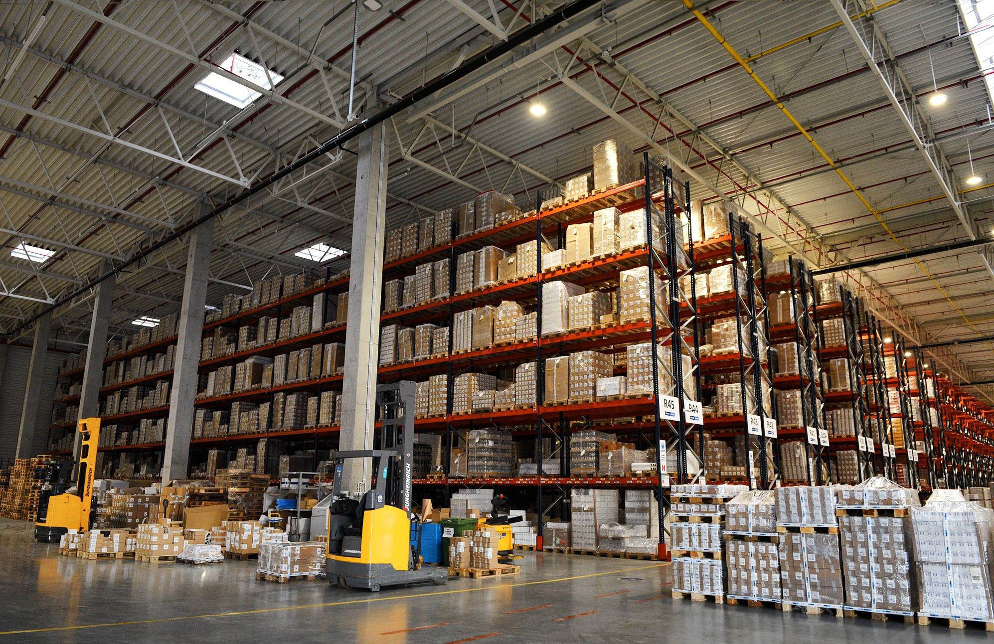 Types of Warehouses - Featured Image.jpg