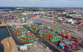 英国最大集装箱港口“费利克斯托”面临罢工严重将陷入停摆状态