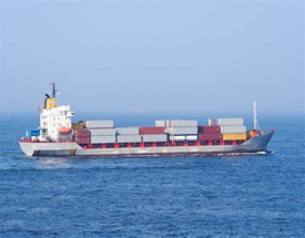 海运价格跌幅超70%，货代低价揽货，警惕风险