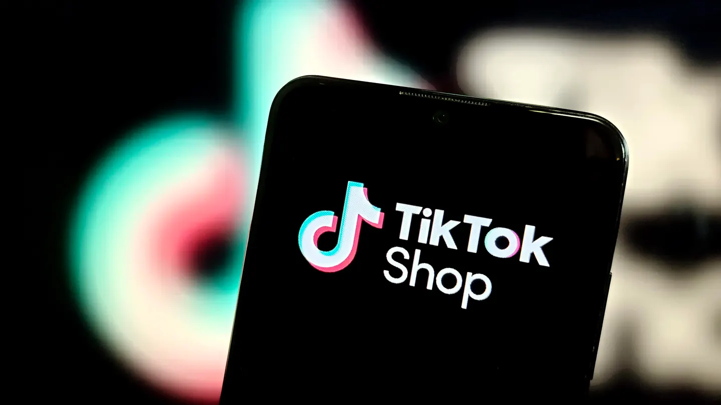 TikTok跨境店与本土店有什么区别？卖家该如何选择